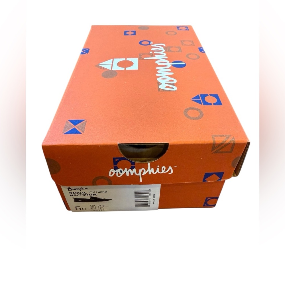 Oomphies Rascals Slip On Shark Sneakers - Picture 4 of 6